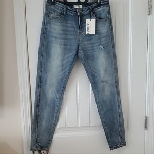 Evidnt Tate Women's Distressed Blue Jeans 28